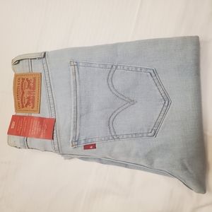 Levi's Jeans (Size W28)
